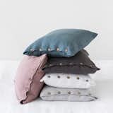 Magic Linen Pillowcase with Buttons