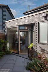 An Awkward Dublin Home Turns a Corner With a Smart Triangular Extension - Photo 15 of 17 - 