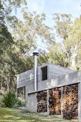 A Brutalist-Inspired Home in Australia Maintains a Breezy Connection to the Bush - Photo 20 of 20 - 