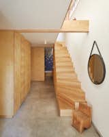 The wall mirror is from Leroy Merlin.