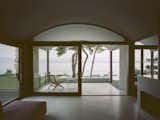 Photo 12 of 32 in A ’70s Seafront Home in Greece Breaks Free of Its Tunnel Vision