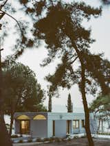  Photo 2 of 37 in e x t e r i o r by JACKIE SIMPKINS from A ’70s Seafront Home in Greece Breaks Free of Its Tunnel Vision