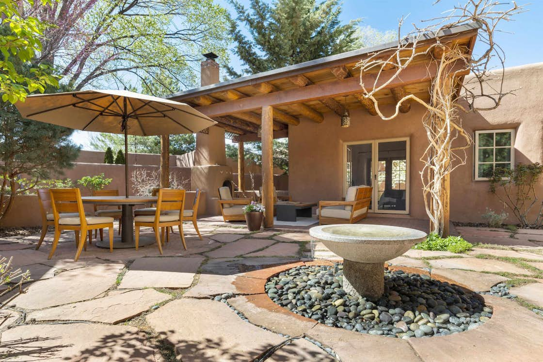 Photo 14 of 14 in This Classic Pueblo-Style Home in Santa Fe, New ...