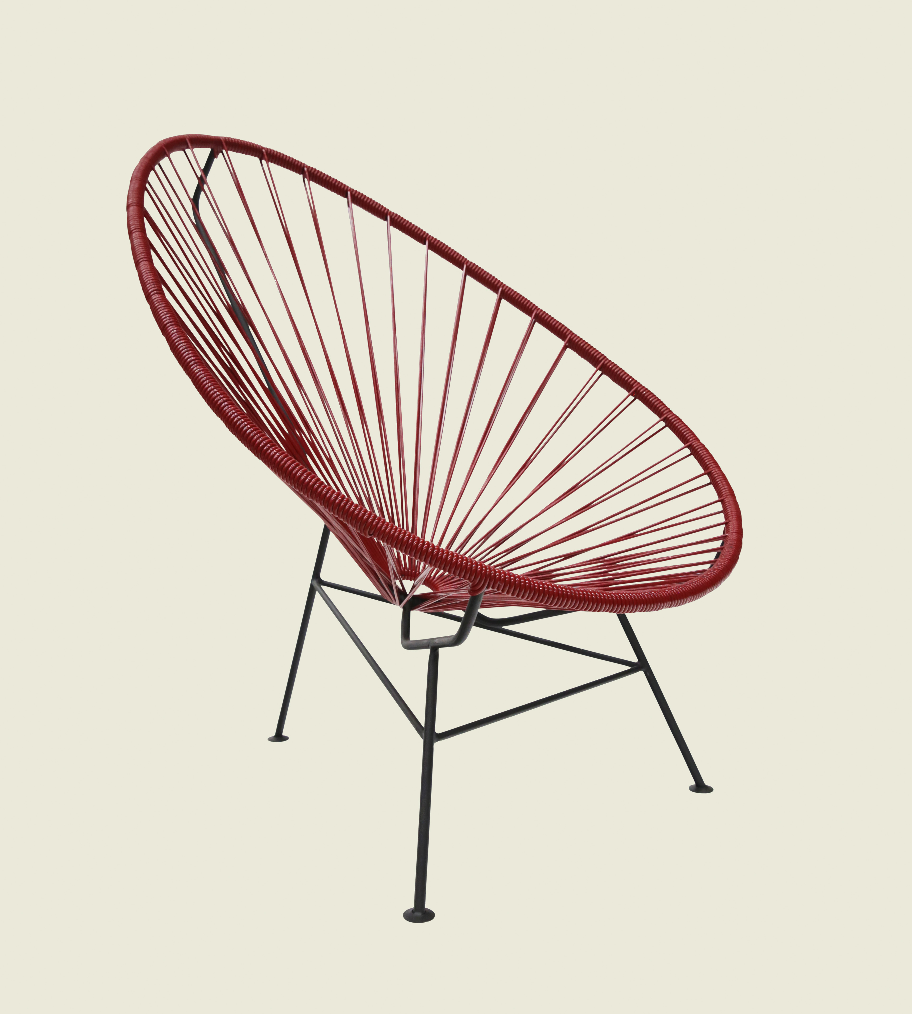 These 7 Spins on the Acapulco Chair Don t Sacrifice Comfort Dwell