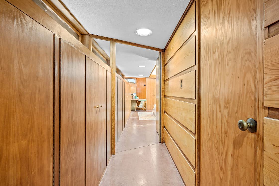 Photo 9 of 17 in One of Only Three Frank Lloyd Wright Homes in Virginia Is on the Market for 2