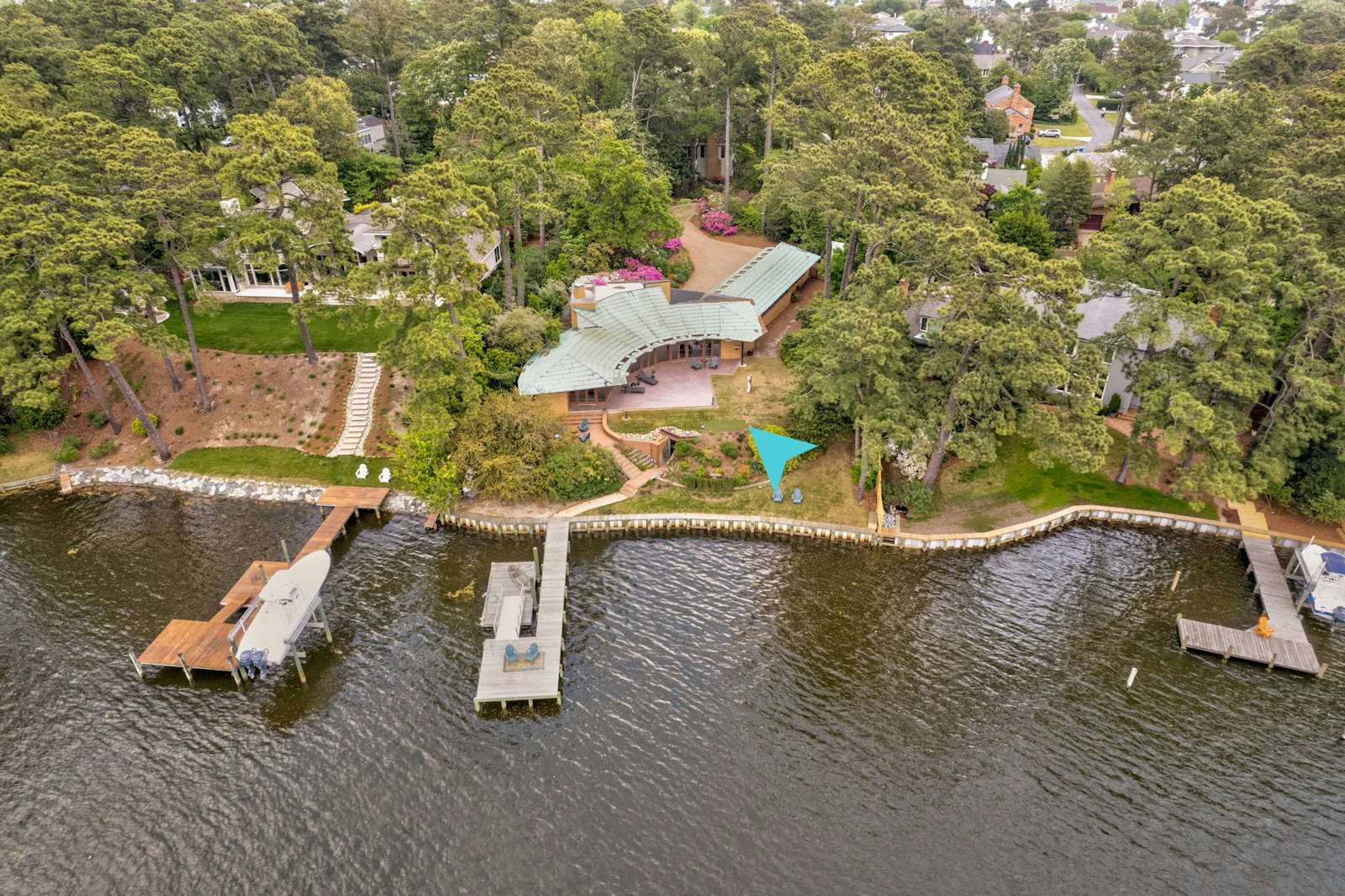 Photo 17 of 17 in One of Only Three Frank Lloyd Wright Homes in