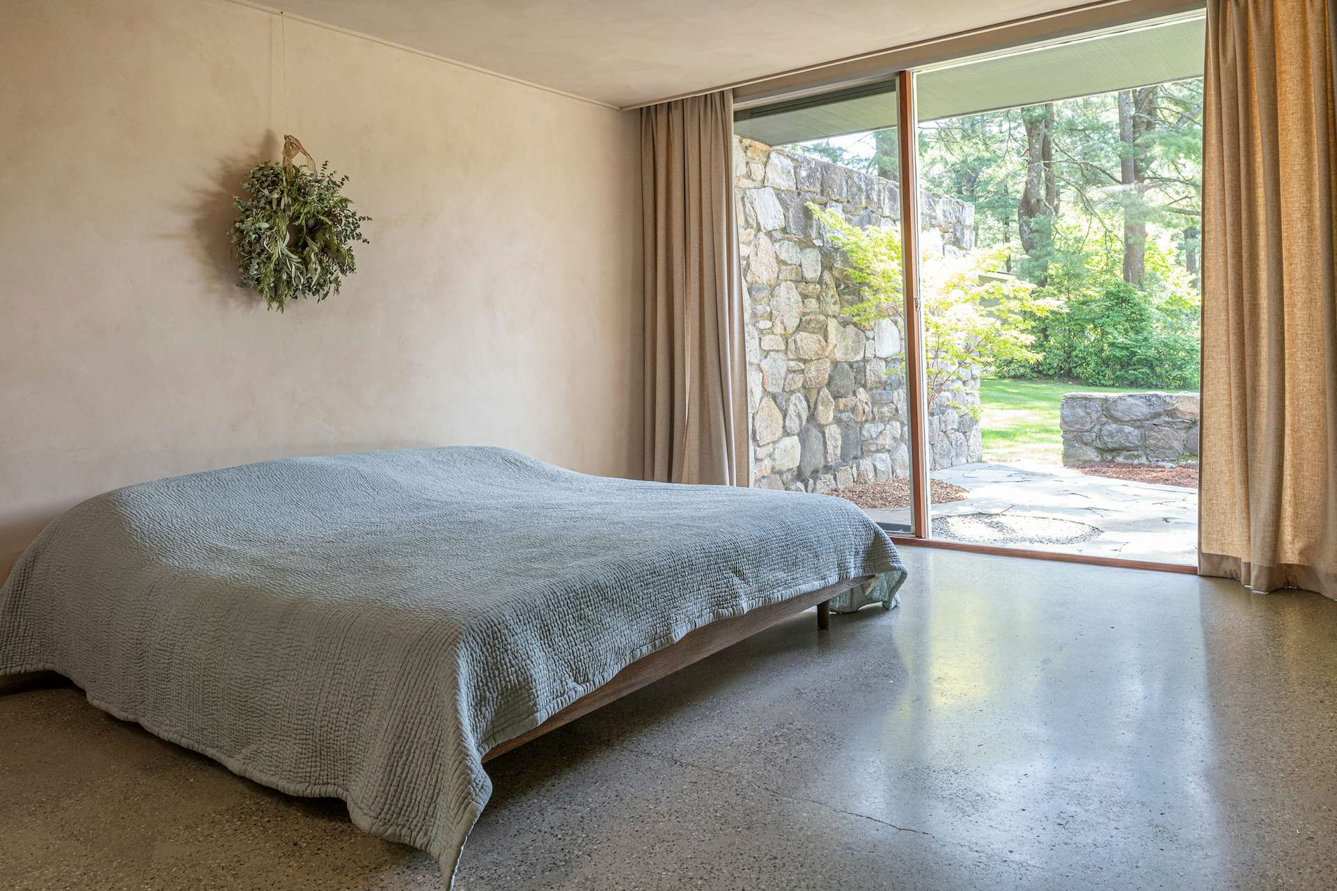 Photo 12 Of 18 In Marcel Breuer’s Grieco House Lists For $1.5m In 