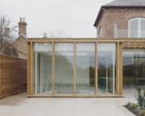 A Glass Extension Enlivens an Old Georgian-Style Home in Rural England - Photo 12 of 13 - 