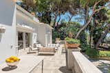 Live in the Heart of Capri in This Classic Seaside Villa