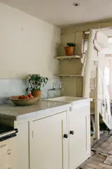 This £545K Suffolk Farmhouse Will Make Your Cottagecore Dreams Come True - Photo 5 of 10 - 