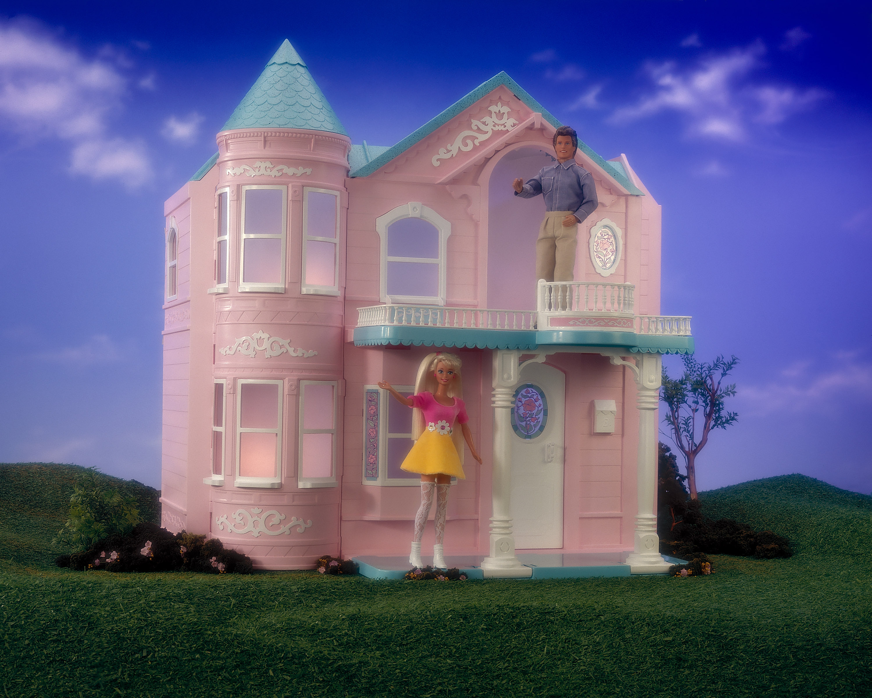 Barbie Dreamhouse Tour: Step Inside the Completed Space