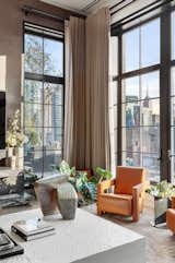 Take a Peek Inside Trevor Noah’s Posh Manhattan Penthouse - Photo 4 of 9 - 