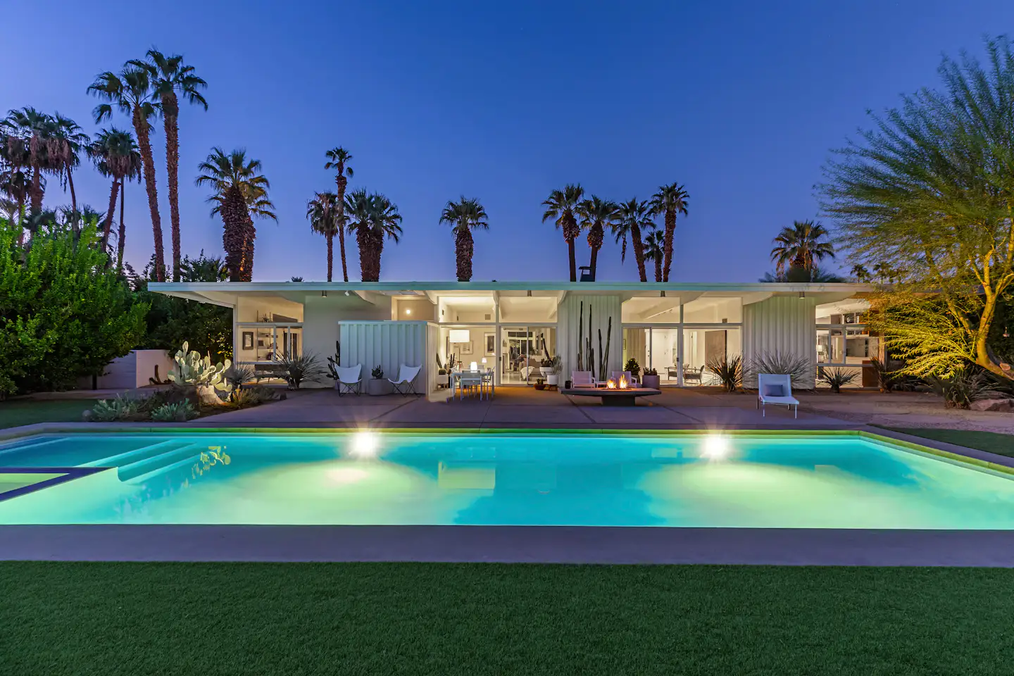 photo-10-of-10-in-just-imagine-the-pool-party-you-could-throw-at-this