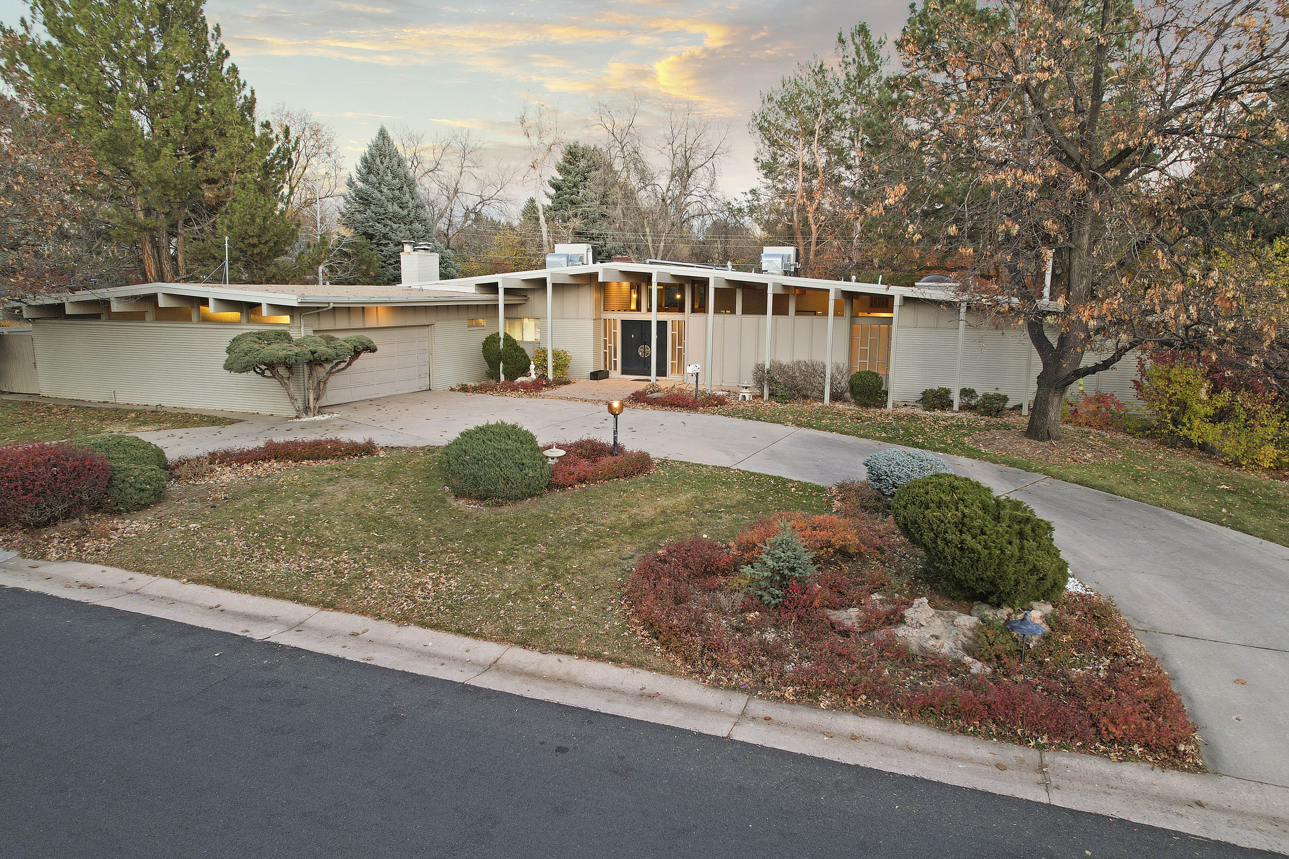 Photo 1 Of 11 In A Denver Midcentury Lists For The First Time In 40   Original 