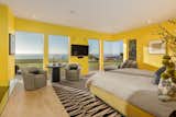 A Coastal California Home Dripping in Vibrant Color Makes a Splash for $3.9M - Photo 4 of 10 - 