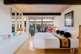 This $2.3M House Is Being Touted as a “Super Eichler” - Photo 8 of 10 - 
