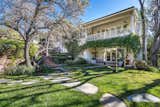 Jim Carrey’s Longtime L.A. Home Hits the Market at $26.5M - Photo 9 of 11 - 