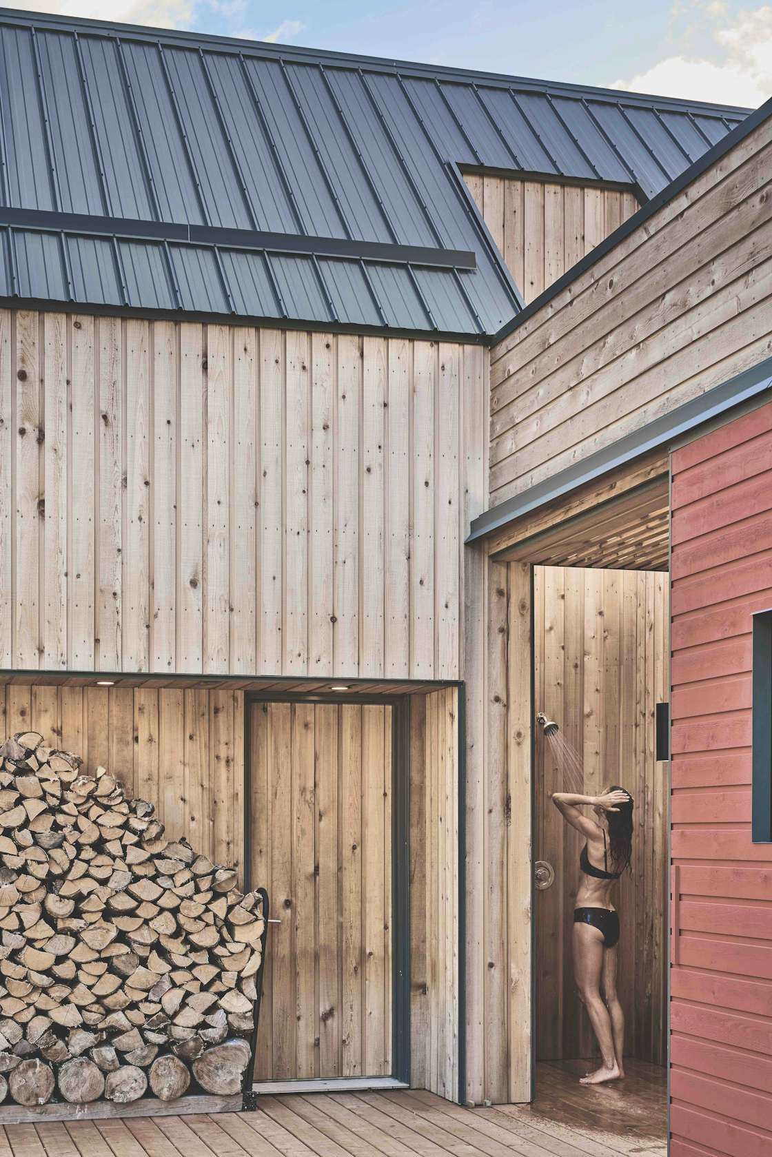 Photo 5 of 18 in Cedar Cladding Defines this Spectacular Holiday Home