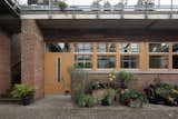 A £385K Flat Lists in an Ambitious “Eco-Village” in London - Photo 2 of 10 - 