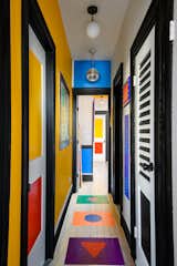 A Brooklyn Artist Infuses Her 1,000-Square-Foot Apartment With Her Signature “Pantone-Punk” Style - Photo 3 of 12 - 
