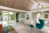 There’s a Tropical Oasis in the Middle of This $1.17M Portland Midcentury - Photo 6 of 10 - 