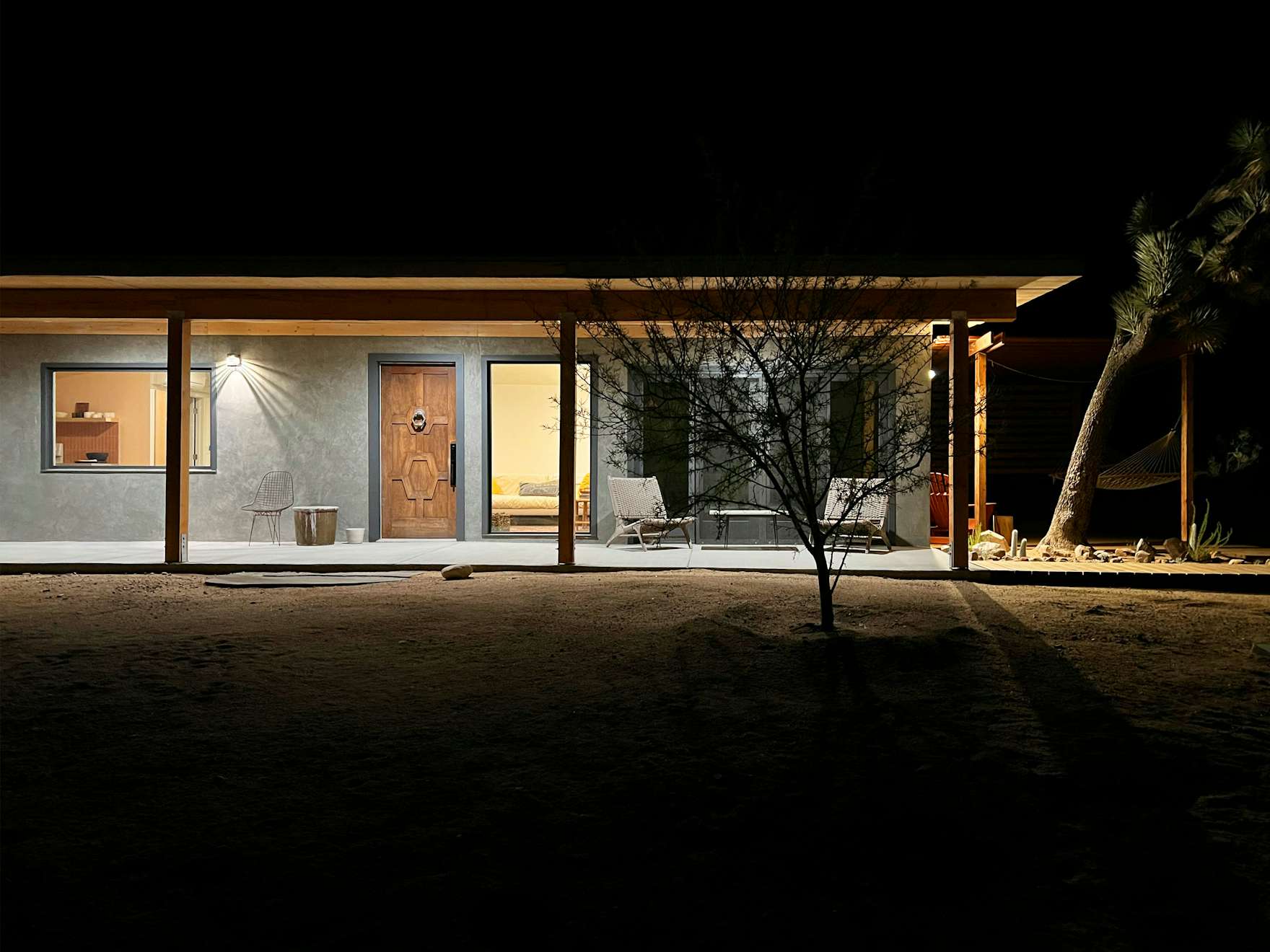 Photo 6 of 10 in They Run Hedley & Naturally, Their Yucca