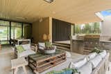 This $4.3M Cedar-Clad Oregon Home Is Ready for Summer - Photo 6 of 10 - 