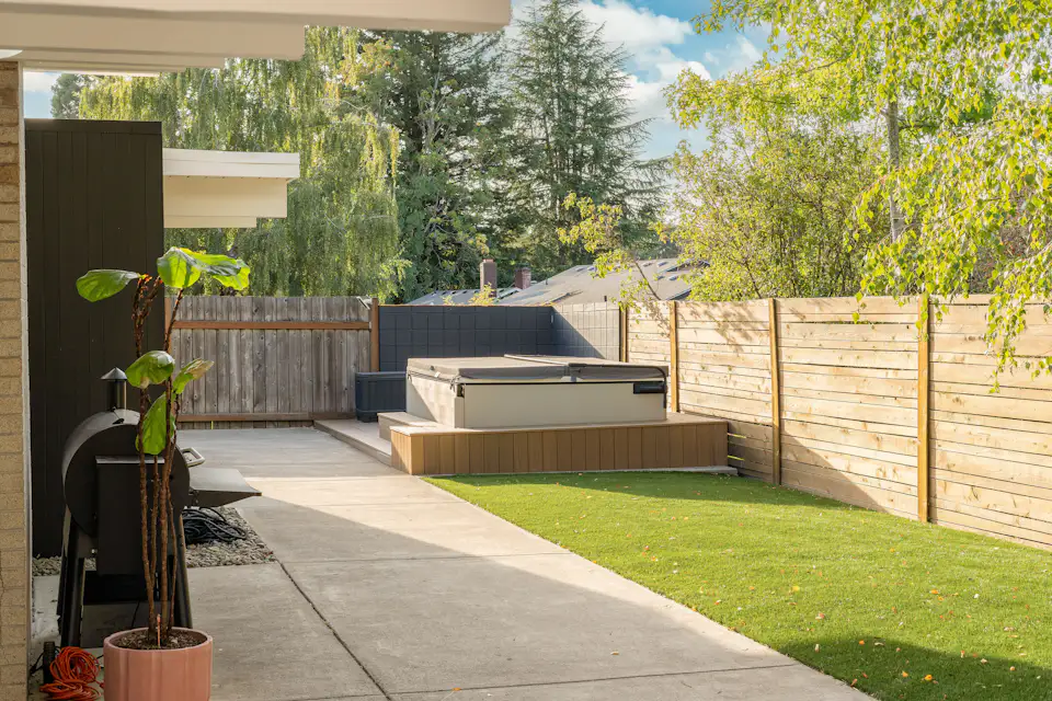 The Past Meets the Present in This Revamped Rummer Home Listed for ...