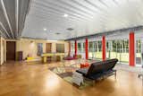 In Florida, a Massive Midcentury Home Hits the Market for $720K - Photo 8 of 10 - 
