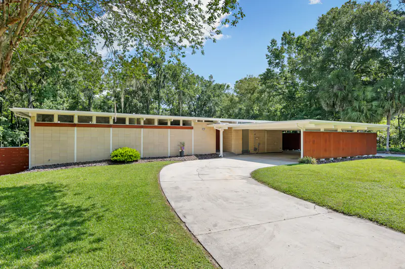 photo-1-of-10-in-in-florida-a-massive-midcentury-home-hits-the-market