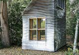 This Micro Cabin Was Assembled by a Team of Two Without Any Nails, Screws, or Tools