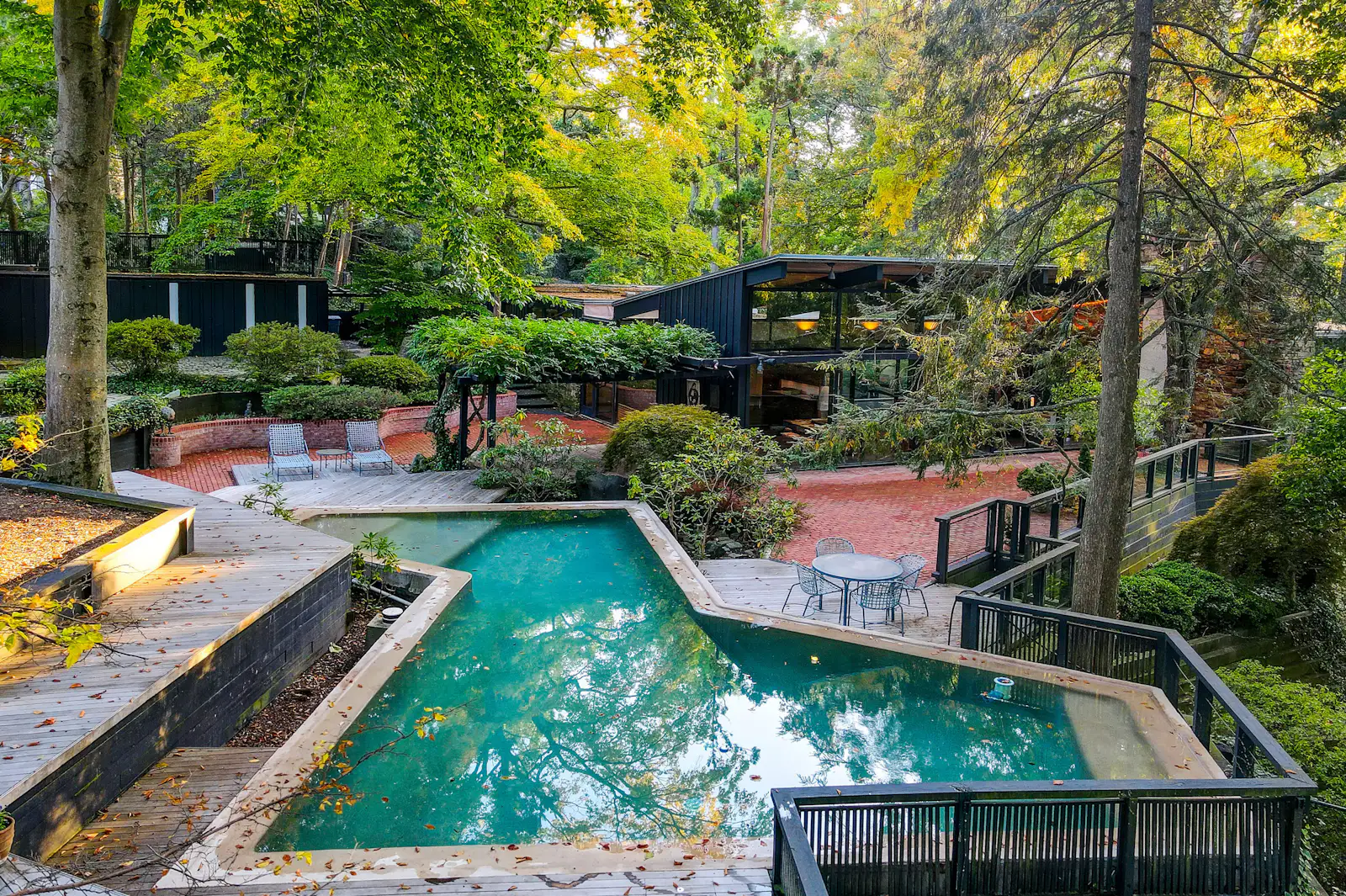 Photo 7 of 11 in This $2.4M Maryland Midcentury Comes With Not One But ...