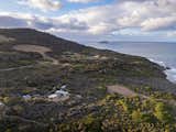 In Tasmania, an Off-Grid Home With Ocean Views Seeks $2.8M - Photo 10 of 10 - 