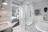 Bathroom in Kirsten Dunst’s Manhattan home
