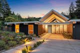 A Sunny Bay Area Eichler Revamped by Ron Kappe Lists for $2.7M