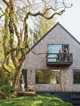 Though the original home didn’t have a foundation, Jes added one and raised the house about six feet to safeguard against potential flooding from a nearby river. The new house also includes a much larger second-level primary bedroom and en suite bathroom, plus a small balcony.