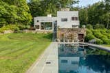 An ’80s Gem by Charles Gwathmey Seeks $8M in Rural Connecticut - Photo 10 of 10 - 