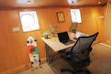 In London, a Houseboat With Ancient Moorings Hits the Market for £650K - Photo 7 of 8 - 