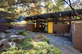 This $1.4M Princeton Midcentury Was Designed by a Richard Neutra Protégé