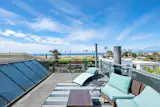 For $2.7M, You Can Scoop Up a Curvaceous L.A. Home by Eric Owen Moss - Photo 13 of 15 - 