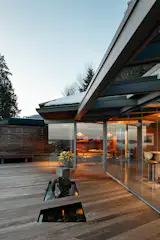 Ron Thom’s Carmichael House Just Hit the Market Near Vancouver for $2.7M - Photo 8 of 13 -