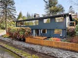In Portland, a Dusty-Blue Midcentury With a Spruced-Up Interior Seeks $1.7M - Photo 12 of 13 - 