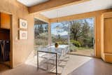This $1.3M Oregon Midcentury Survived a Fallen Tree—and It’s All the Better for It - Photo 4 of 14 - 