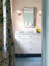 If You’re Looking for Something Extra, This $2.2M Georgia Home Has a Little Bit of Everything - Photo 14 of 15 - 