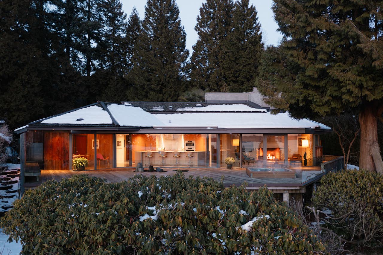 Mid-Century Modern Sanctuaries: Vancouver’s Timeless Retreats