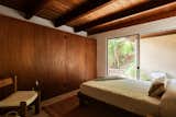 This $1.8M L.A. Midcentury Feels Like a Cabin-Greenhouse Mash-Up - Photo 10 of 14 - 