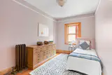 Bob Dylan Lived in This $3M Harlem Townhouse for Over a Decade - Photo 12 of 16 -