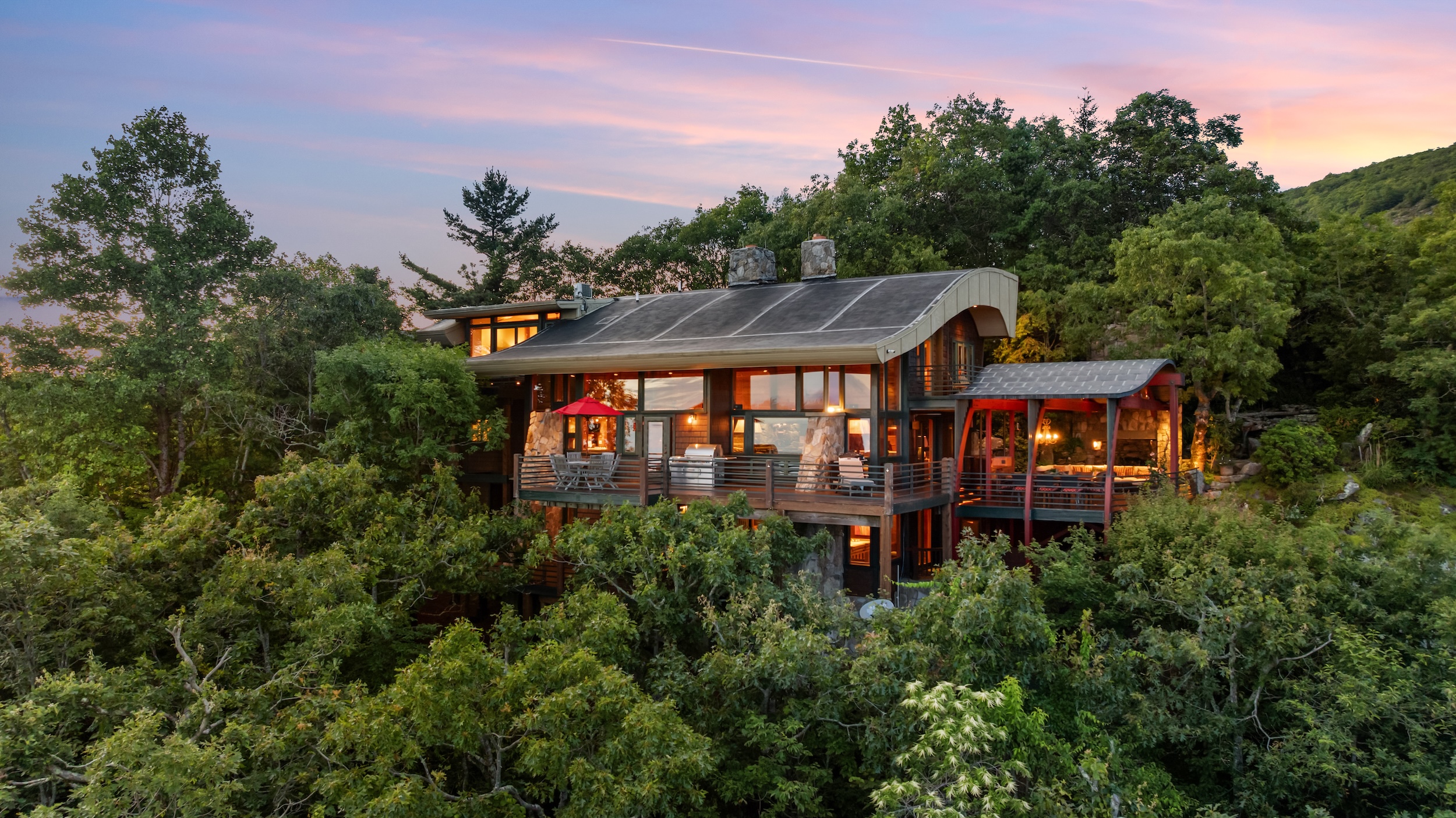 Burt Reynolds's Favorite Home Just Hit the Market for $3.7M - Dwell