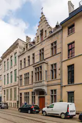 As the neighborhood changes, up the block the intersecting street of Klandorp will soon become car-free.