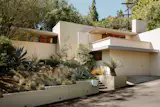 One of Richard Neutra’s Protégés Designed This $1.7M House for a Caltech Professor